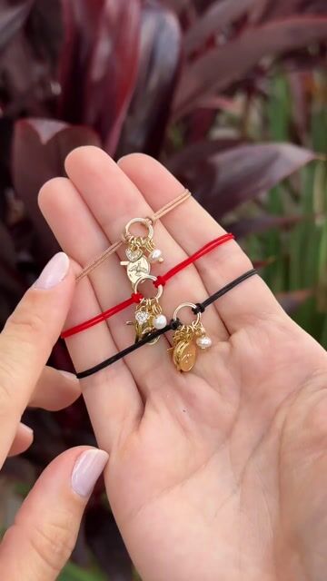 Vídeo de Pulseira Fio Pingentes
