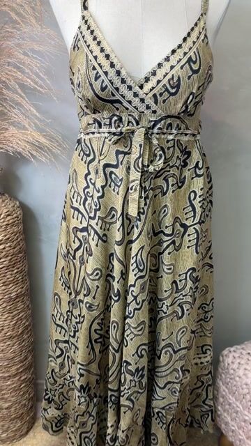 Video de Vestido longo de seda Cod:0751