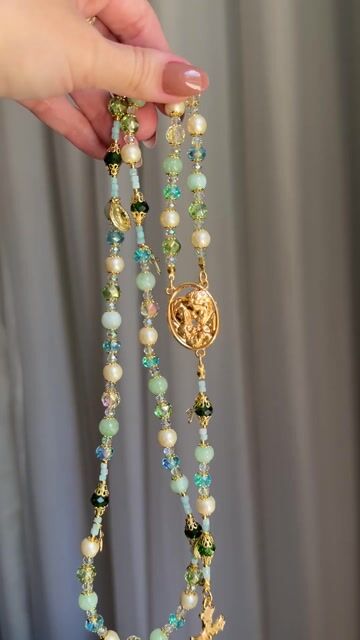 Vídeo de Aurora Holy Rosary