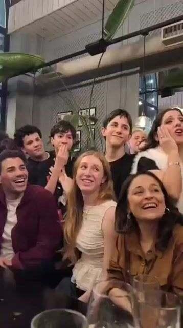 Video de BORLAS DE SEDA POR 100 UNIDADES