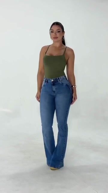 Vídeo de LUNAY'S JEANS