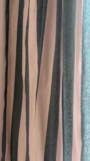 Video de CORTINAS DE TUSOR RAYADO VERDE PARA BARRAL, PACK DE 2 - CUBREN 2,80 X 2,40