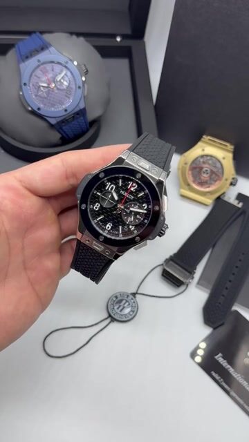 Video de Hublot Steel 44mm - AÇO/MOSTRADOR PRETO - SILICONE