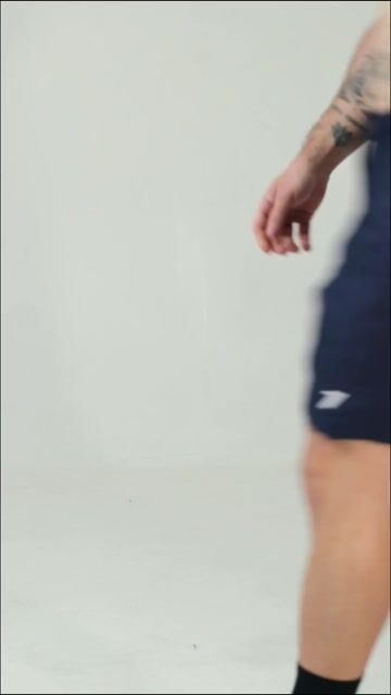Vídeo de Bermuda Masculina Academia Elastic Logo