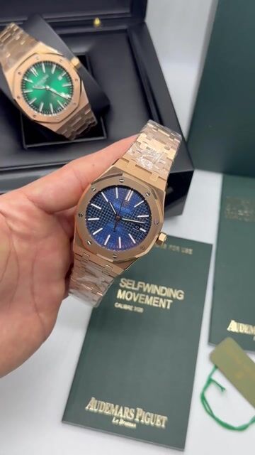 Video de Audemars Piguet Royal Oak 42mm - AÇO ROSE/MOSTRADOR AZUL