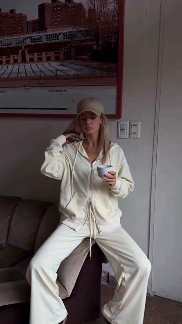 Video de Conjunto ROCCO OffWhite