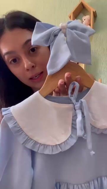 Vídeo de Vestido Camomila Vintage Manga Longa Gola Boneca