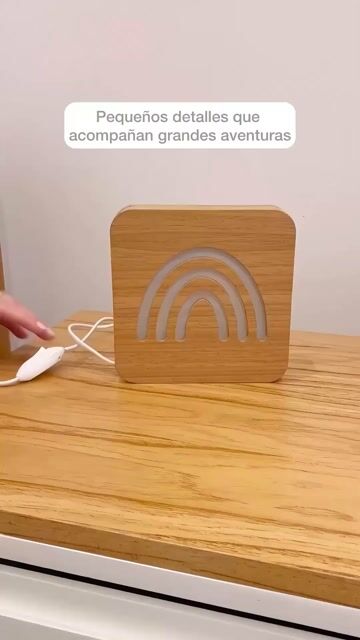Video de Lámpara Box Madera Arcoíris