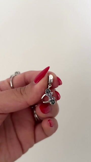 Video de Charm orejas minnie