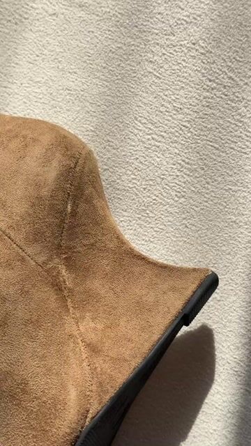 Vídeo de Bota Sienna Slouch Salto Anabela – Caramelo