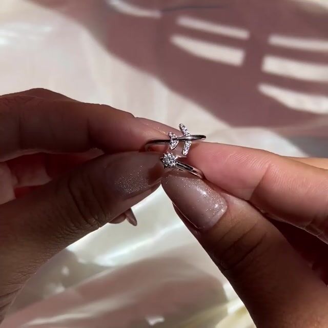 Video de Anel Fernanda · Prata 925 · Ajustável · Design Avião
