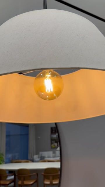 Vídeo de Luminária de Piso com Cúpula (5231)