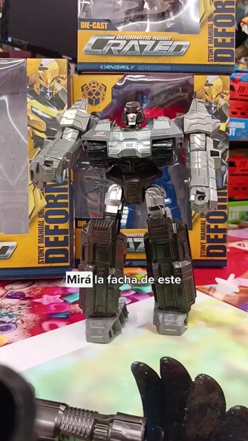 Video de Robot Transformable 2 en 1 Tanque de Combate Mech Deformation Special