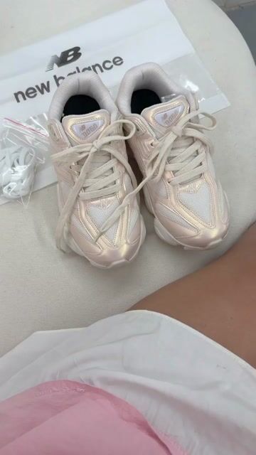 Vídeo de New balance 9060 pérola rose