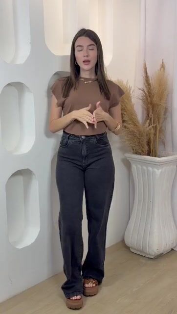 Vídeo de Muscle Tee