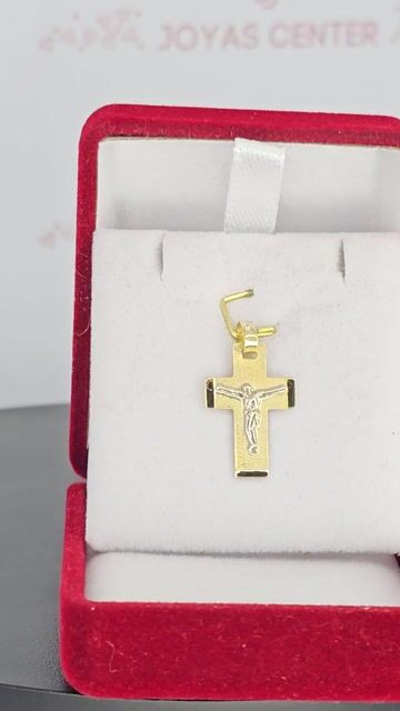Video de Dije Cruz Oro 18kts Con Cristo En Relieve CR69 7x19 Mm C1454