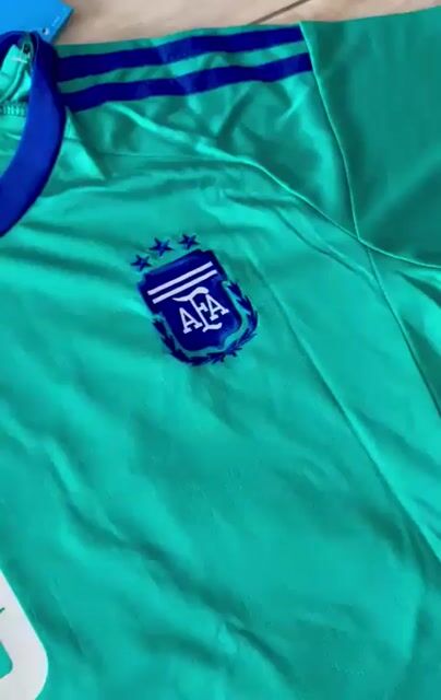 Video de KIT NIÑO ARGENTINA 2026/27 ARQUERO VERDE MARTINEZ 23