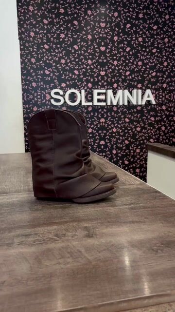 Video de SOLEMNIA SHOES