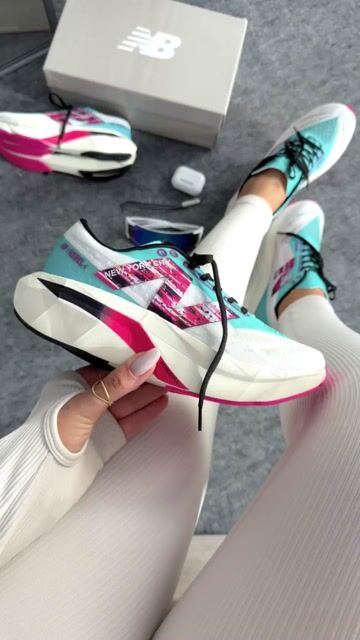 Video de New Balance Fuelcell Rebel V4 Premium