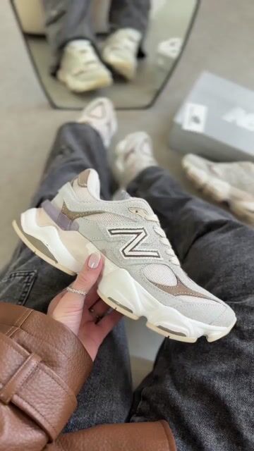 Video de New Balance 9060 - Premium