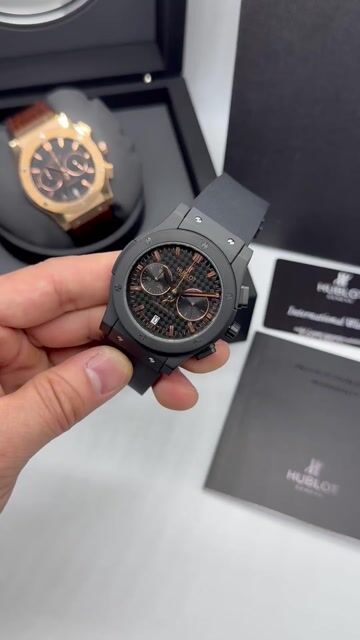 Video de Hublot Classic Fusion 45mm - AÇO PRETO/MOSTRADOR PRETO - SILICONE