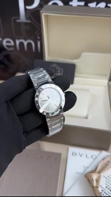Video de Bvlgari Bvlgari 33mm - Aço/Mostrador Cinza