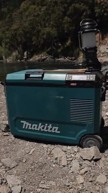 Vídeo de Caixa Térmica Makita Refrigerador e Aquecedor CW004GZ Sem Bateria e Carregador