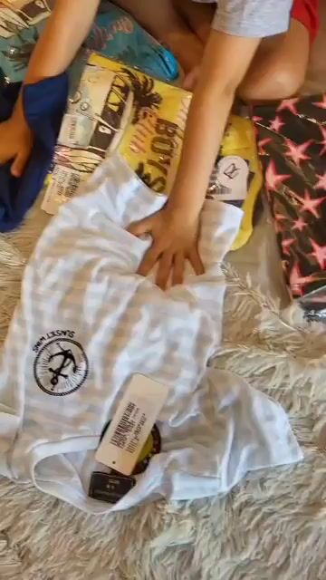 Video de PIJAMA NENE MUSCULOSA Y SHORT SURF (MB25000V21)