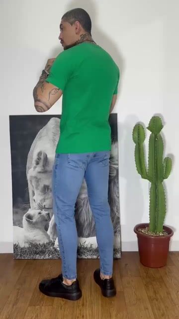 Video de Calça Jeans - Premium