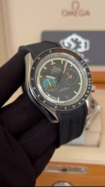 Video de Omega Speedmaster 44mm - AÇO/MOSTRADOR PRETO - SILICONE
