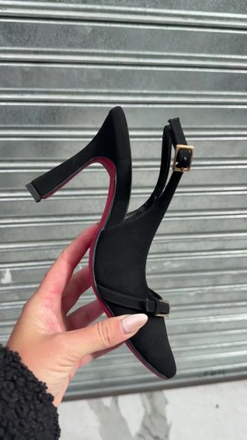 Video de Stiletto Almendra