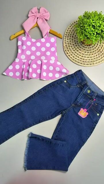 Vídeo de Conjunto Infantil Menina Blusa Poá + Calça Flare Jeans Mini Diva Blogueirinha