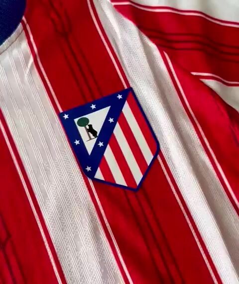 Video de CAMISETA 2026/27 ATLETICO MADRID TITULAR - TELA JUGADOR