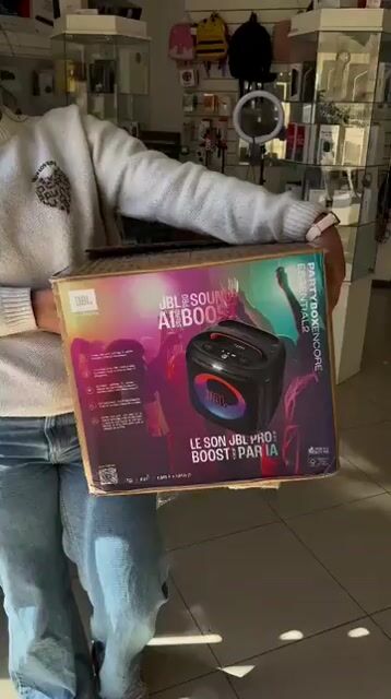Video de PARLANTE JBL PARTYBOX ENCORE ESSENTIAL 2 + MICRÓFONOS DE REGALO