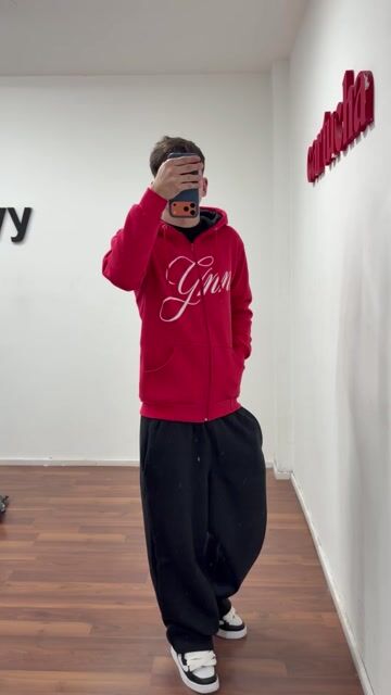Video de Campera Gnn Gaby roja