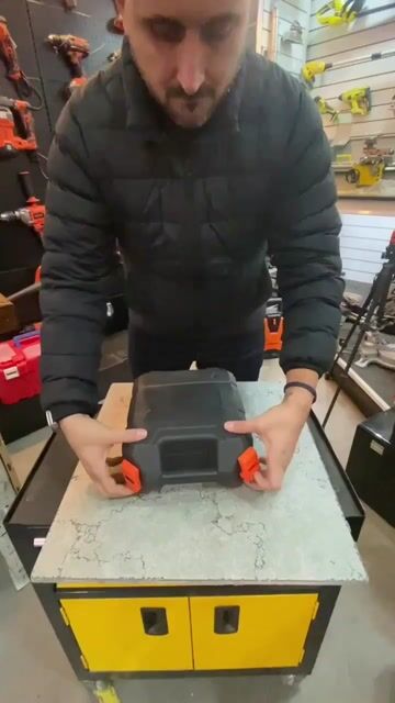 Video de VENTOSA INDIVIDUAL CON BOMBA DE SUCCION PLASTICO ABS (110KG) POWER CRONOS