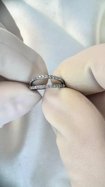 Vídeo de Argola cliker dupla cravejada 1.2x12 - Titânio Natural