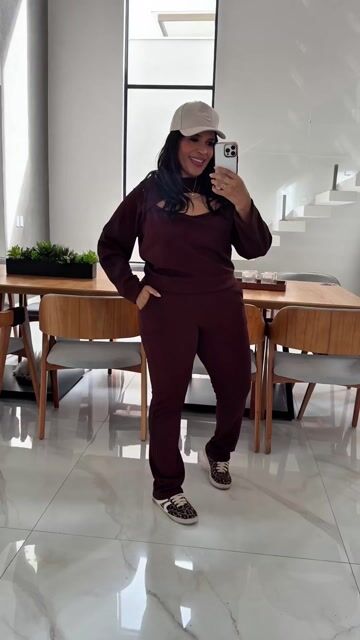 Vídeo de Absolut Plus Size Moda Feminina