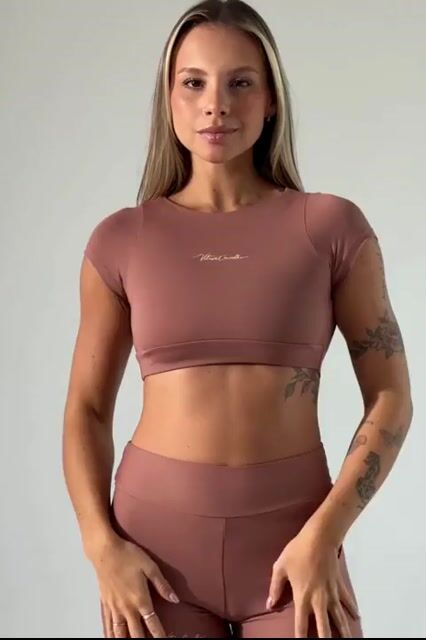 Vídeo de VITORIA CARVALHO MODA FITNESS