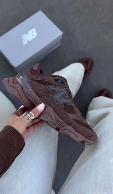 Vídeo de Tênis Moda New Balance 9060 Linha Básica 34 ao 39 Bordo -Cacau
