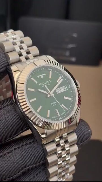 Video de Technos Riviera 8205PU/1V 38mm - AÇO/MOSTRADOR VERDE