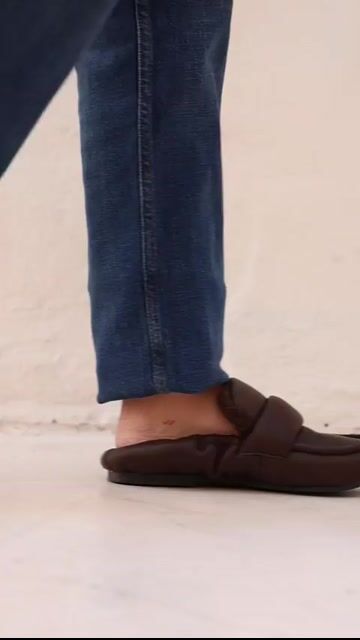 Video de SAINT JOHN SHOES