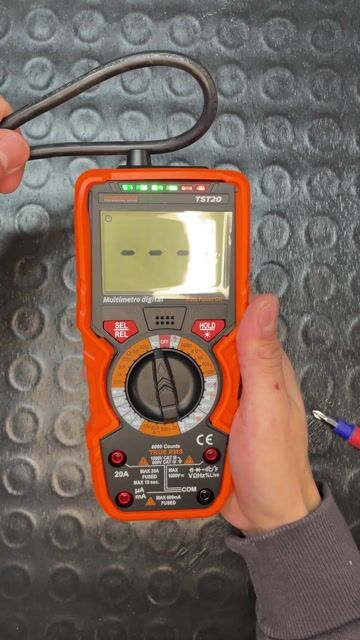 Video de Multímetro Digital Tester True Rms Hamilton Tst20 Detector Voltaje