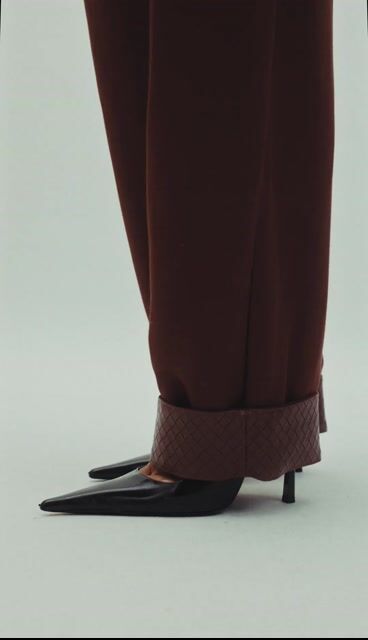 Video de CALÇA DE LINHO NINA ALFAIATARIA CONTEMPORÂNEA