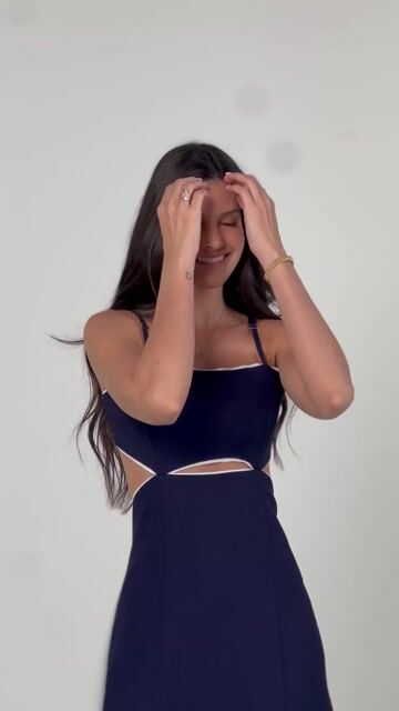 Vídeo de VESTIDO MIDI CARINE