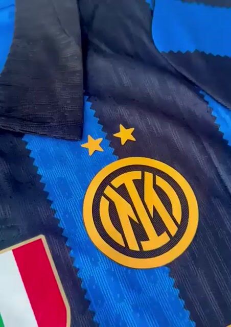 Video de CAMISETA 2026/27 INTER DE MILAN TITULAR LAUTARO 10 - TELA JUGADOR