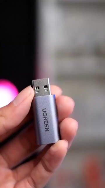 Video de Adaptador de Sonido Estereo Externo USB Ugreen CM383