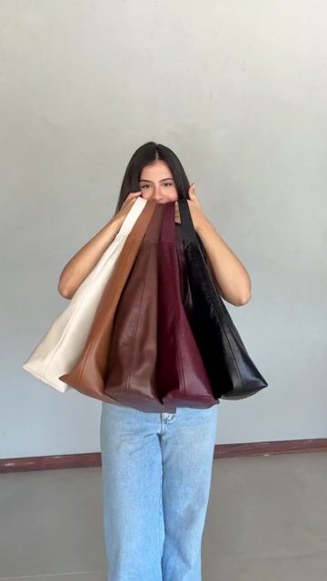 Vídeo de Bolsa Saco Couro
