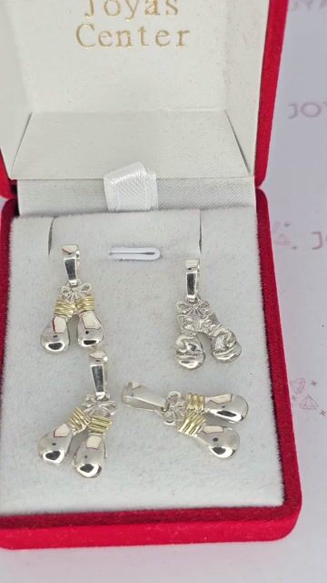 Video de Dije Par Guantes De Box Plata 925 Y Oro 18k 3 Gr Macizo C2031