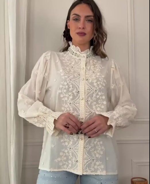 Video de Amélie • ropa y accesorios